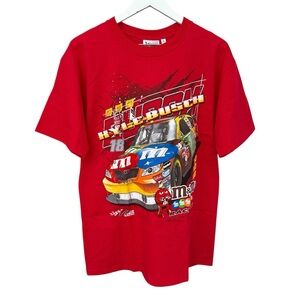 NWOT Chase Authentics NASCAR Kyle Busch M&M's Red Graphic T-Shirt Men's Large